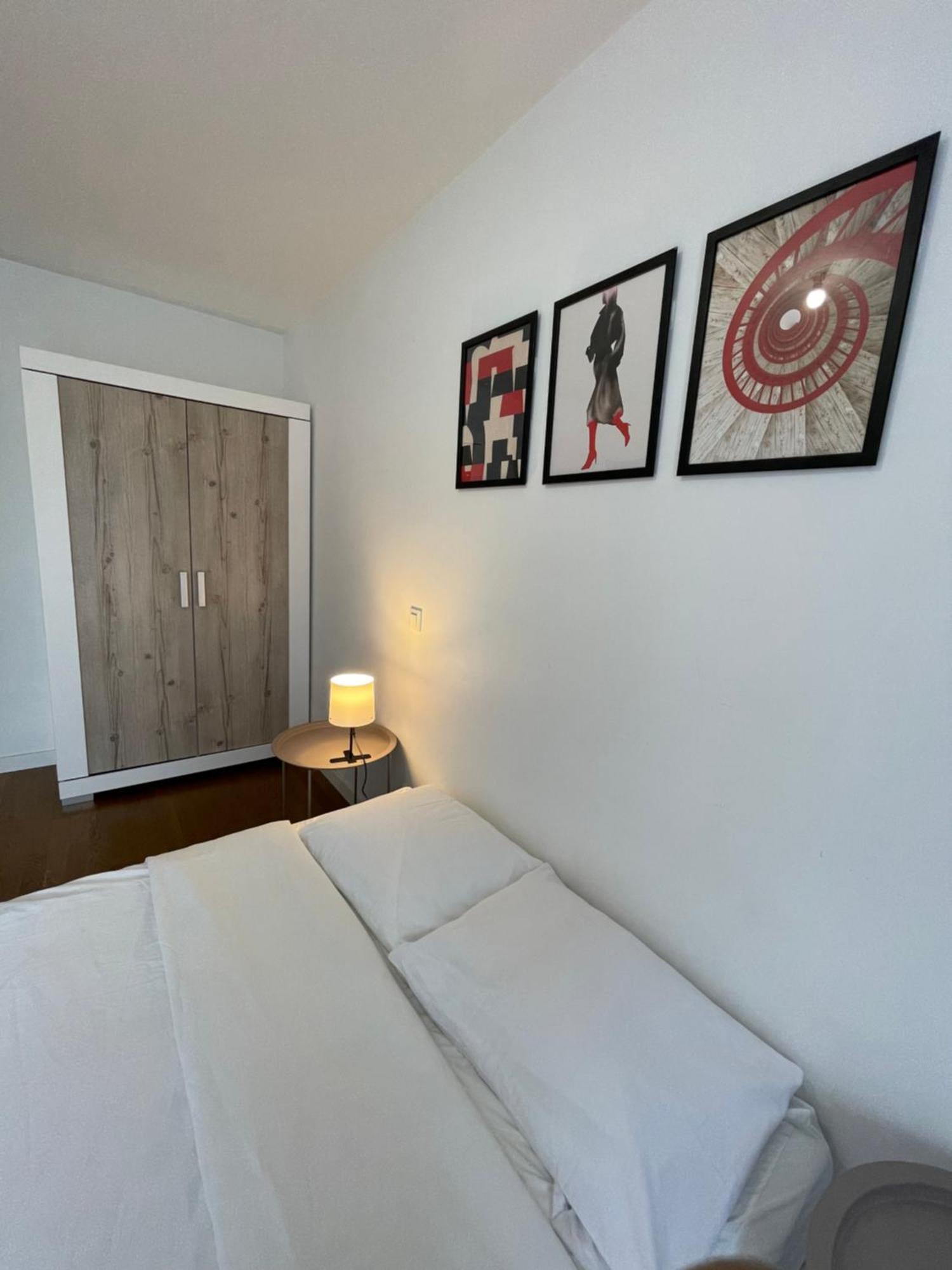 Sweet Escape Paris Centre - 3 Bds- Terrasse - Stade De France - Montmartre Saint-Ouen (Seine-Saint-Denis) Exterior foto